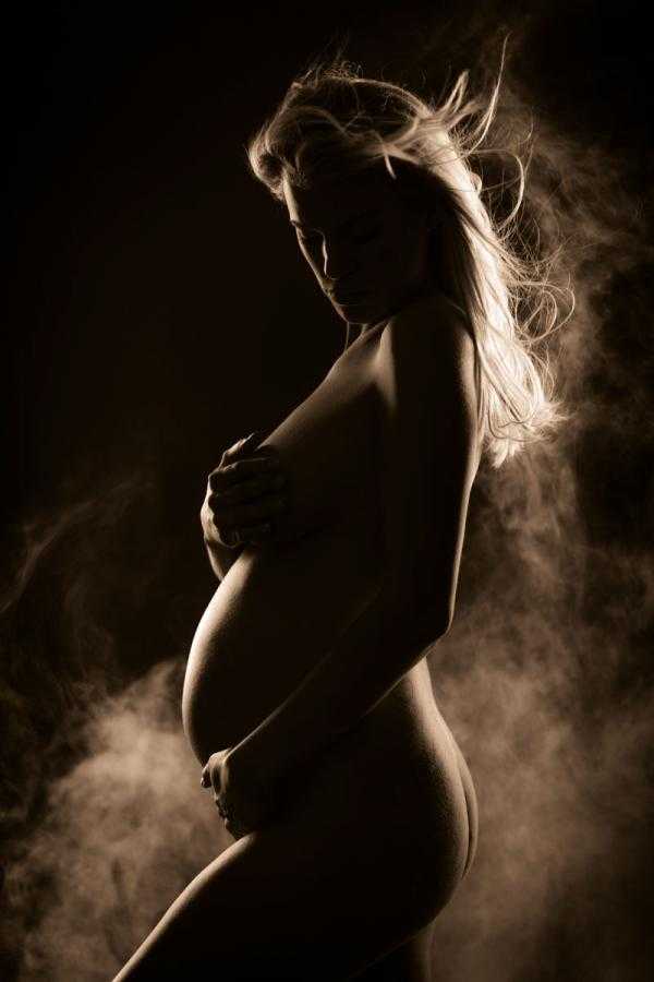 Babybauch Fotograf Wien. Buchen Sie Ihr Schwangerschafts Fotoshooting in Wien