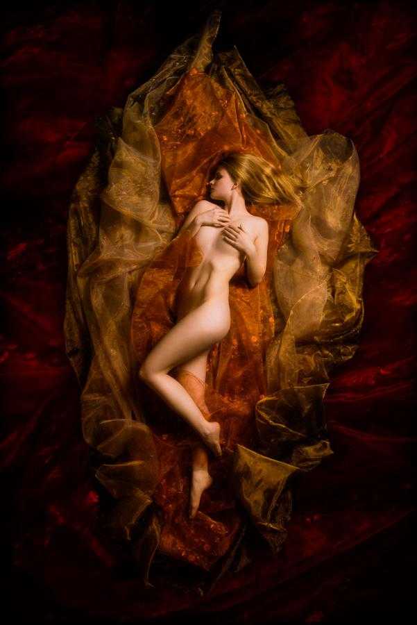 Fine-Art Photographer Vienna. Book Your Fine-Art Photoshoot in Vienna