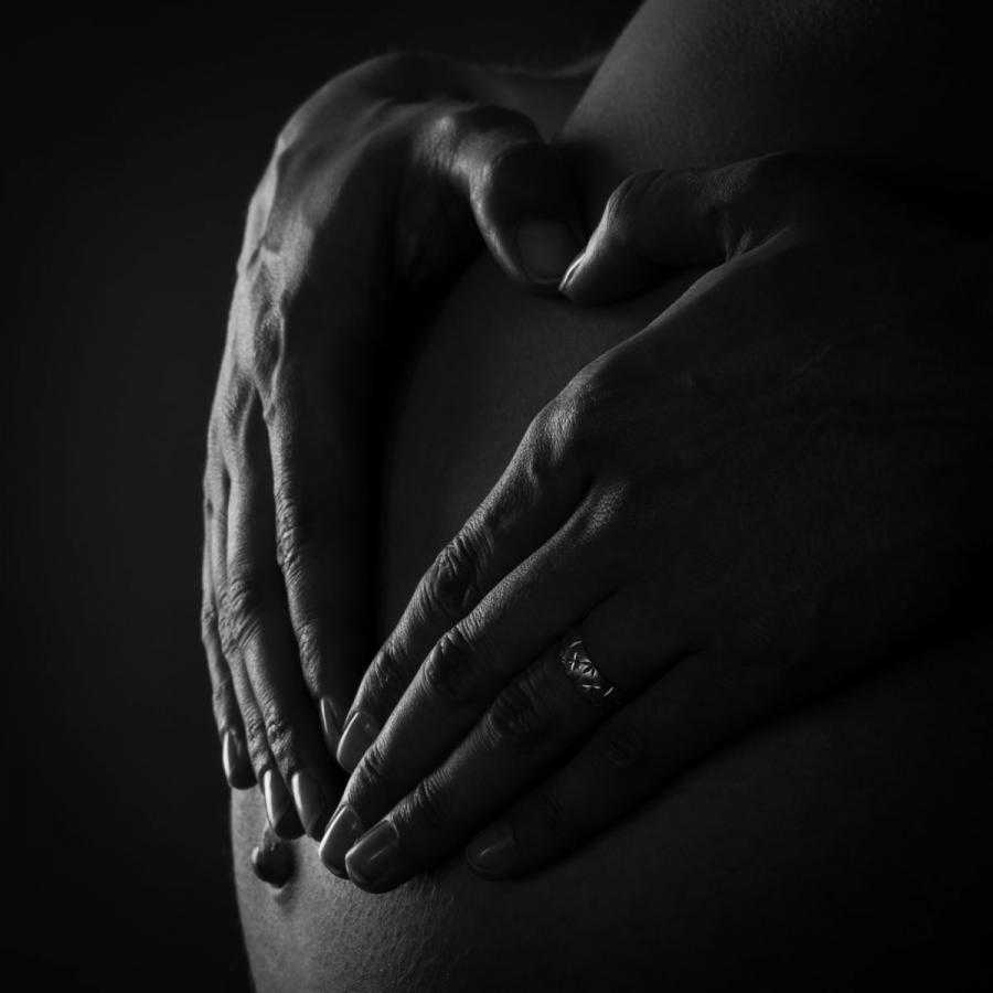Babybauch Fotograf Wien. Buchen Sie Ihr Schwangerschafts Fotoshooting in Wien